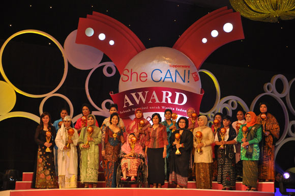 Tupperware She Can Award 2011 recipients