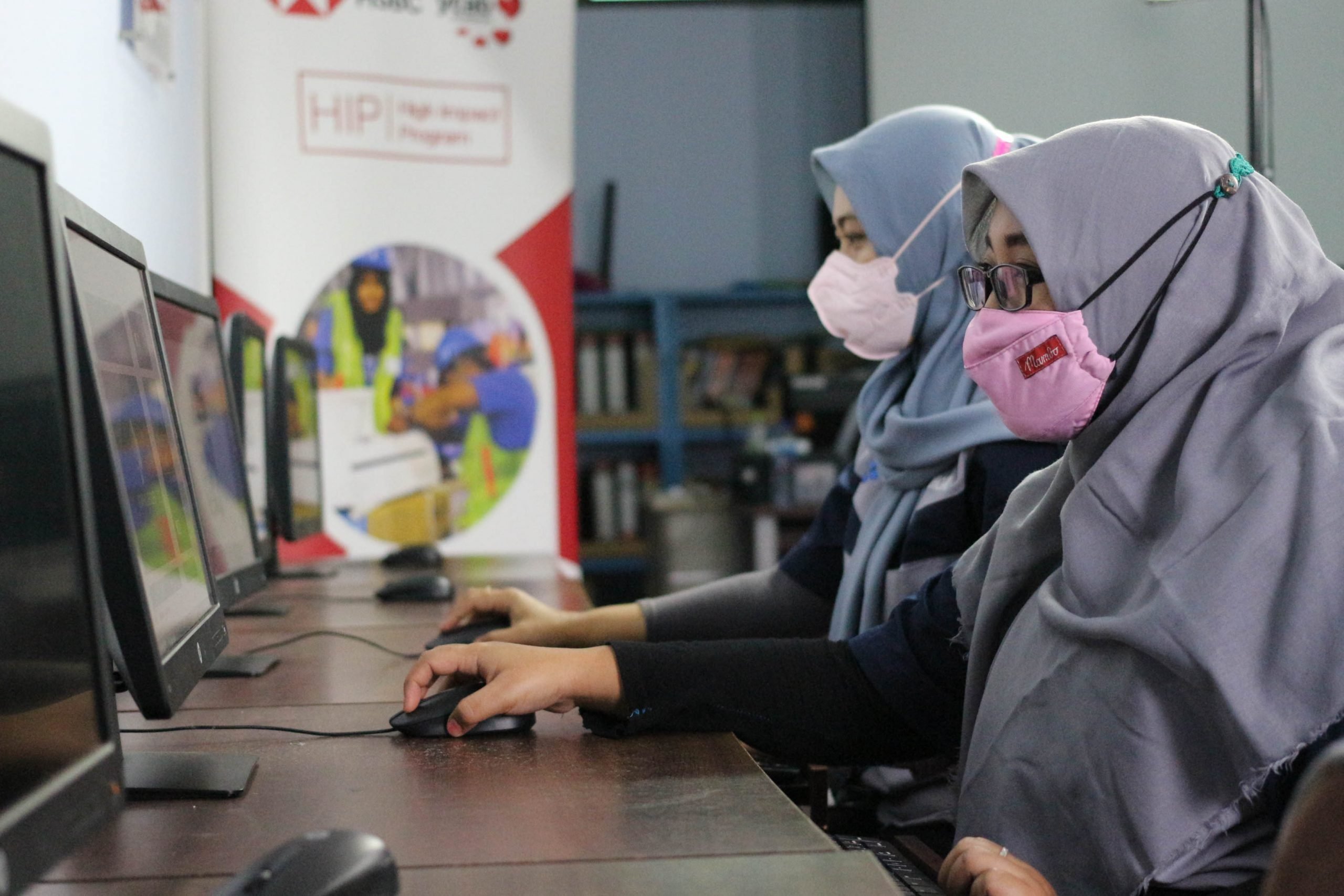 Digital inclusion in education is much expected from all stakeholders to keep up with the fourth industrial revolution 4.0 and the needs of 9 million digital talents by 2030.